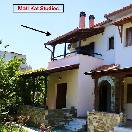 Mati Kat *